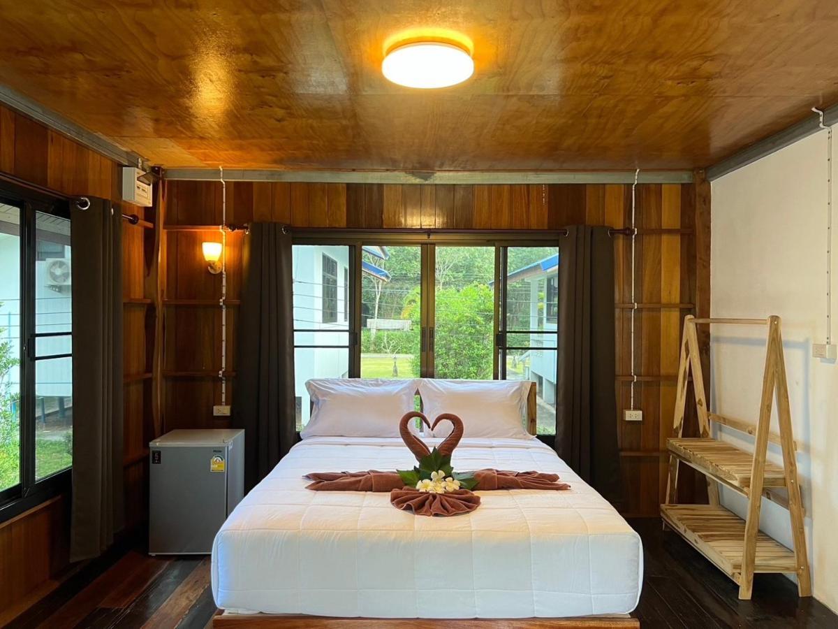 Koh Jum Paradise Resort מראה חיצוני תמונה